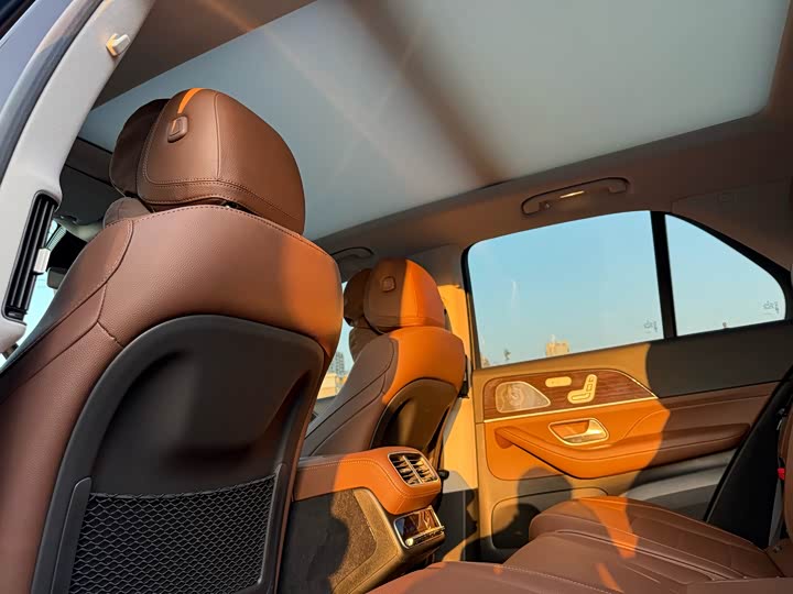 Фото 9 - Mercedes-Benz GLE-Class