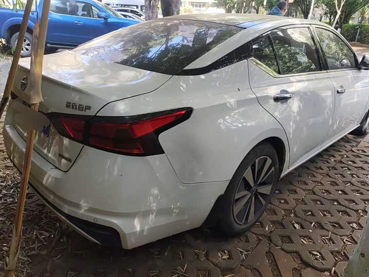 Фото 3 - Nissan Teana