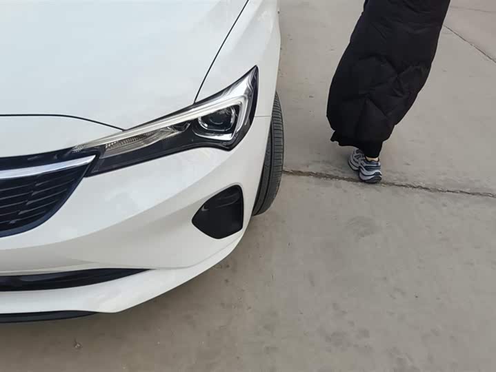 Фото 5 - Buick Verano