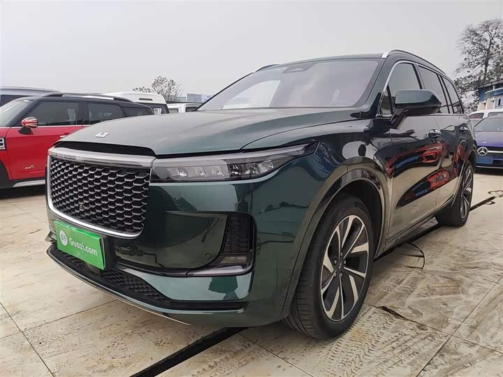 Фото 1 - LiXiang One