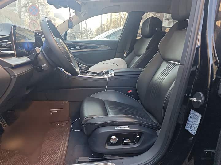 Фото 8 - Hongqi H9