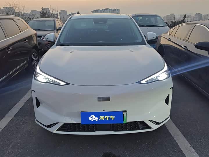 Фото 2 - Geely Galaxy E5