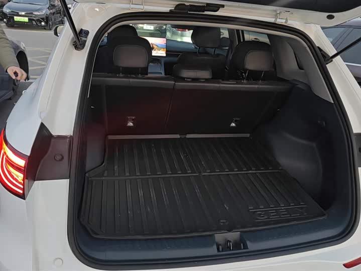 Фото 4 - Geely Galaxy E5