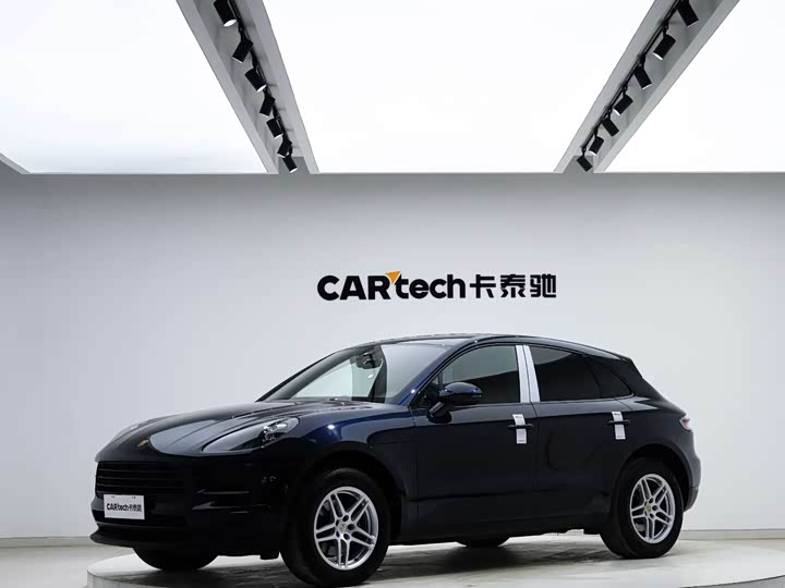 Фото 1 - Porsche Macan