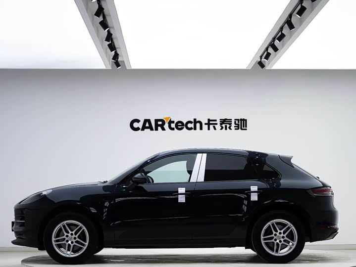 Фото 2 - Porsche Macan