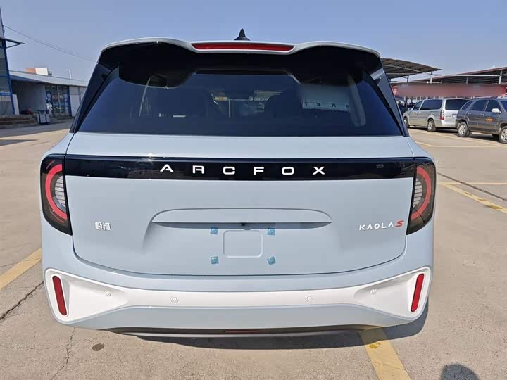 Фото 6 - BAIC Arcfox Kaola S