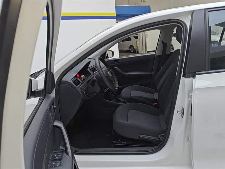 Фото 9 - Volkswagen Santana