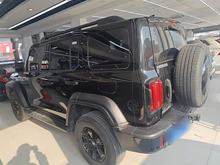 Фото 5 - Tank 300