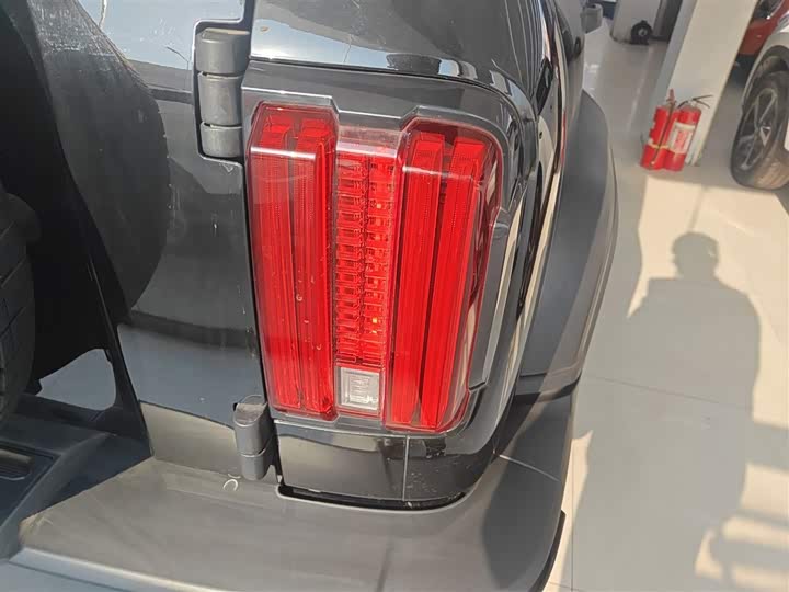 Фото 8 - Tank 300