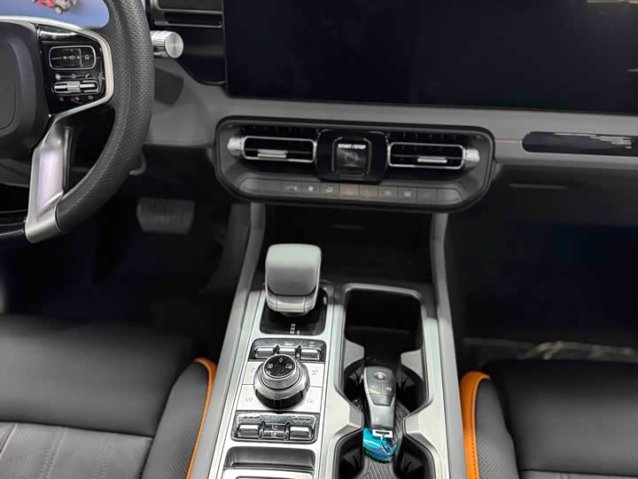 Фото 8 - BAIC Beijing BJ40 Hybrid