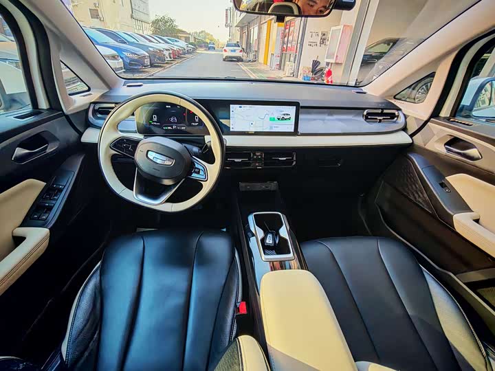 Фото 6 - Geely Geometry E Firefly