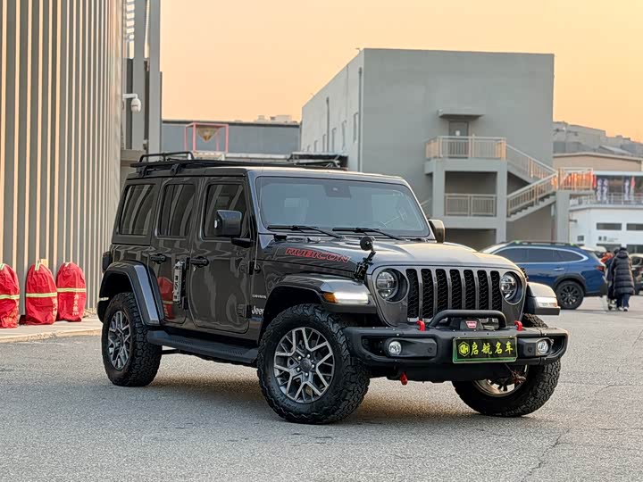 Фото 3 - Jeep Wrangler Hybrid