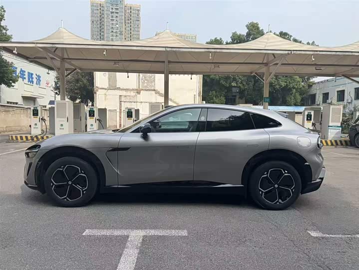 Фото 4 - Xiaomi YU7