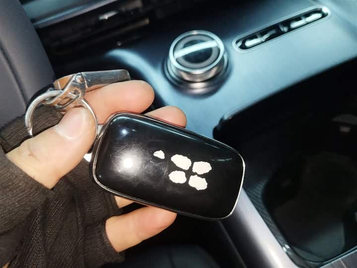 Фото 9 - Geely Galaxy E5