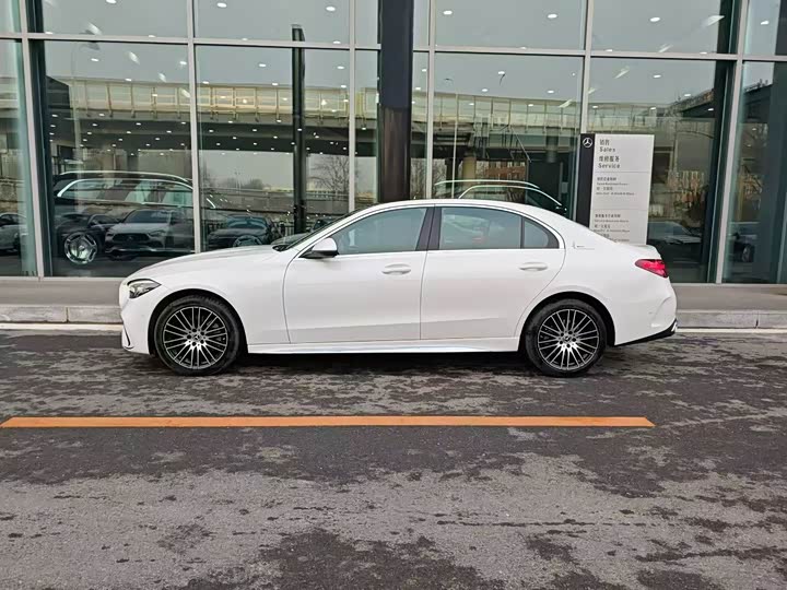 Фото 2 - Mercedes-Benz C-Class
