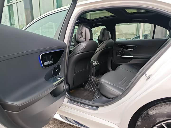 Фото 6 - Mercedes-Benz C-Class