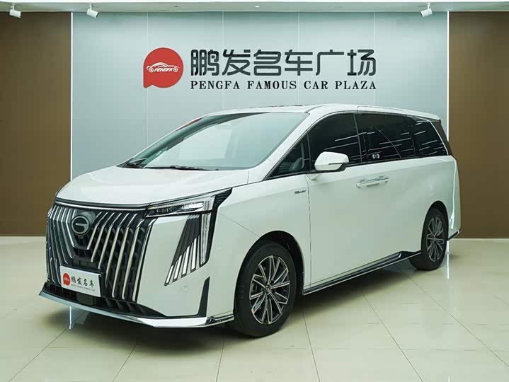 Фото 1 - GAC Trumpchi M8