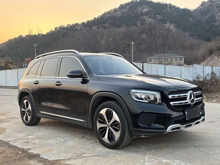 Фото 3 - Mercedes-Benz GLB-Class