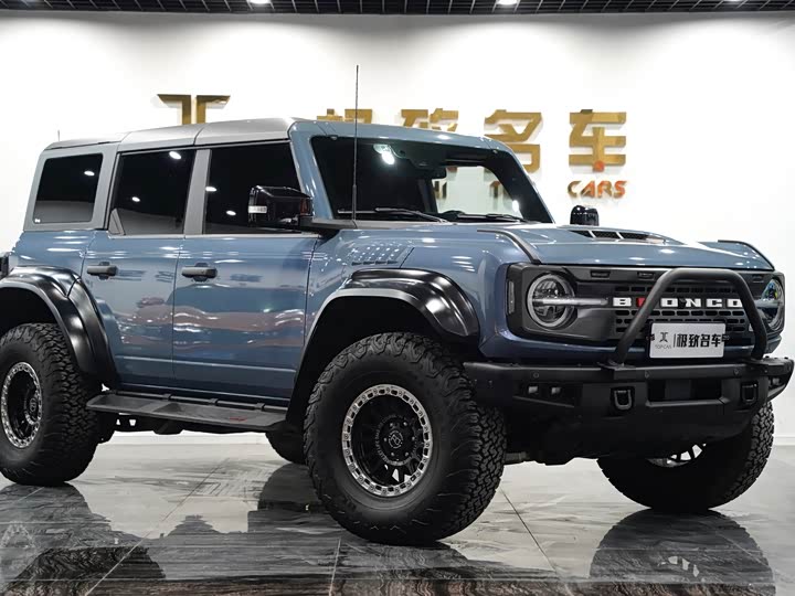 Фото 1 - Ford Bronco