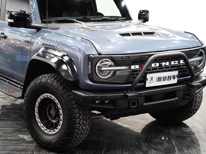 Фото 7 - Ford Bronco