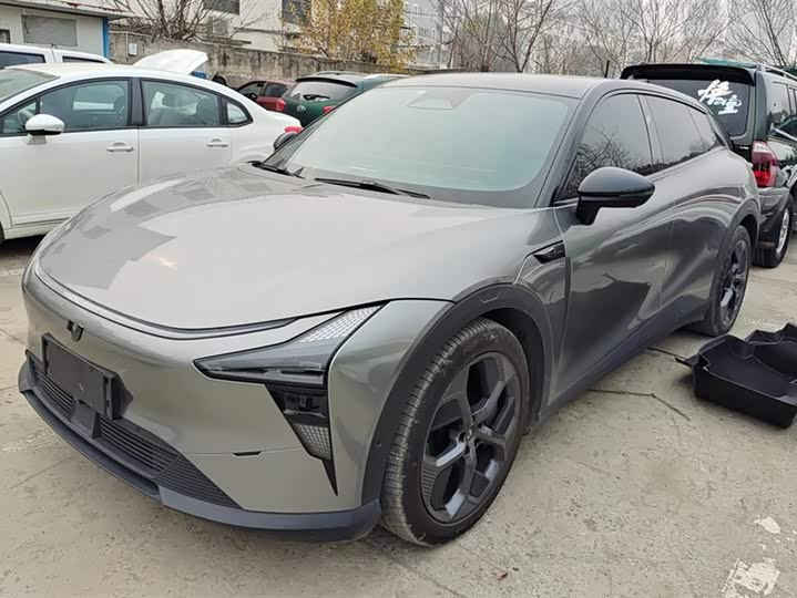 Фото 1 - Geely Jiyue 01