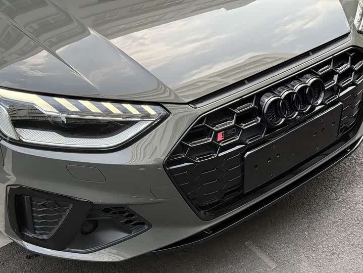 Фото 6 - Audi S4