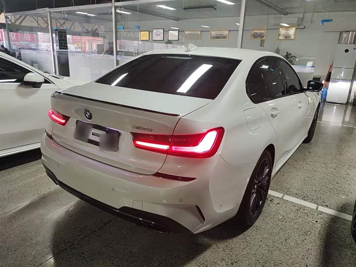 Фото 7 - BMW 3 Series