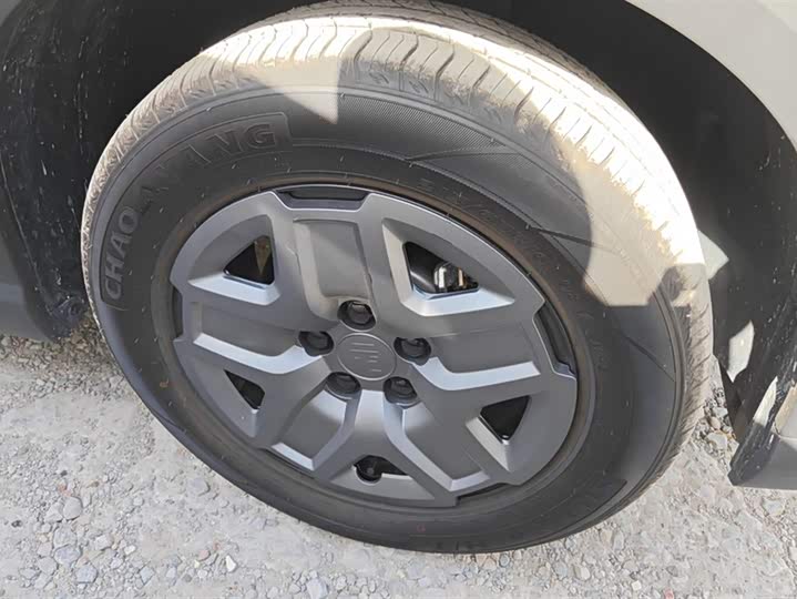 Фото 6 - BYD Yuan Up