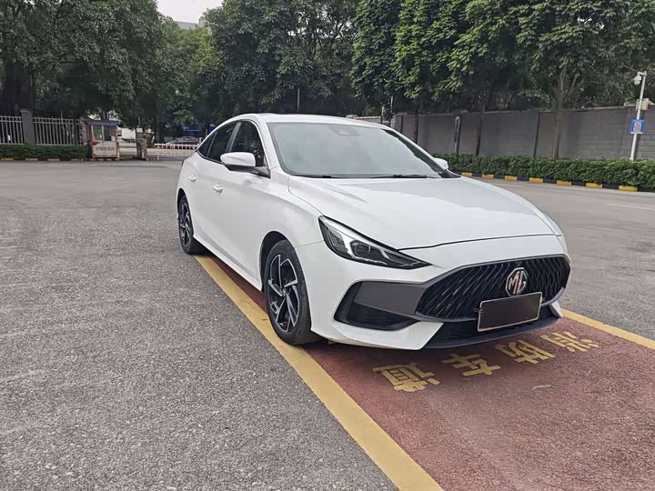 Фото 3 - MG Motor 5