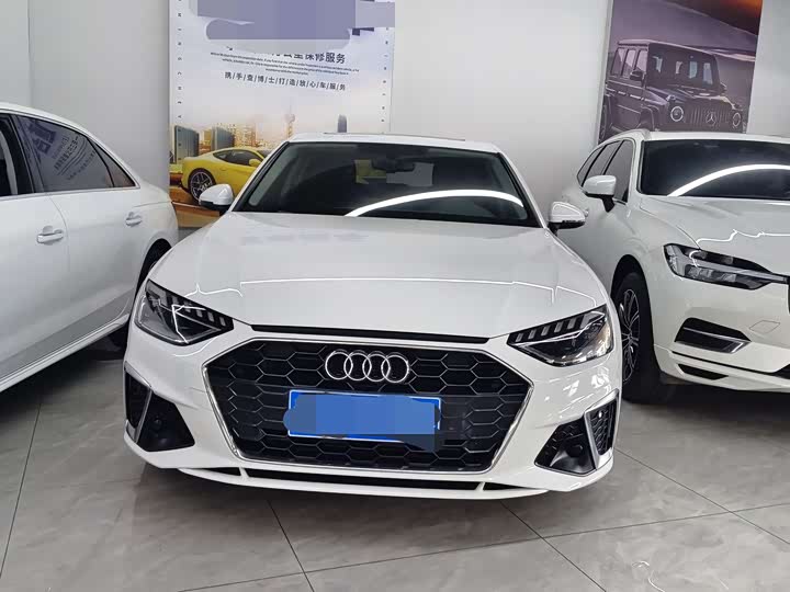 Фото 2 - Audi A4L