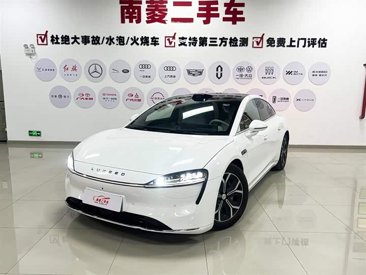 Фото 1 - Luxeed S7