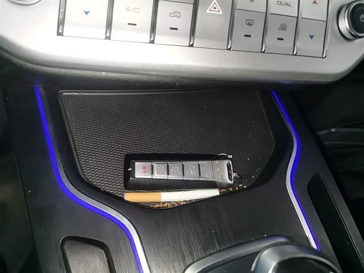 Фото 9 - Wey VV7