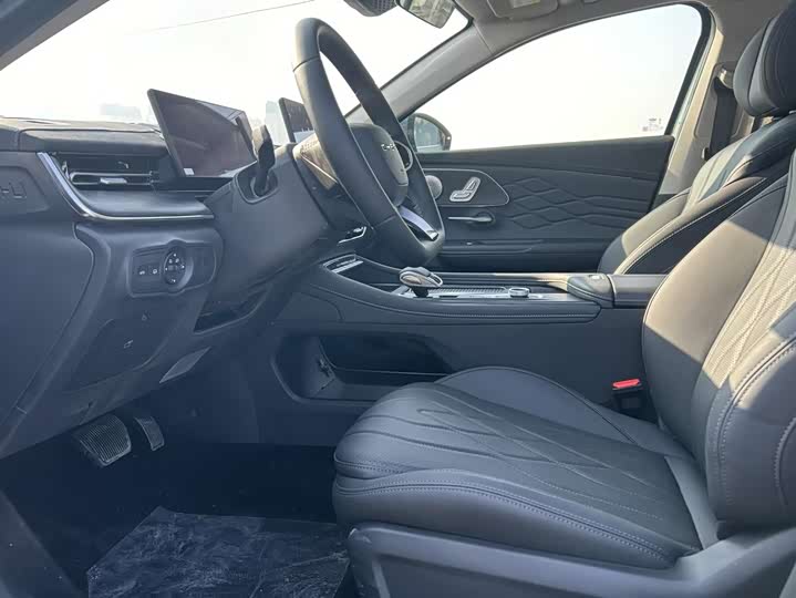 Фото 4 - Chery Arrizo 8 Pro