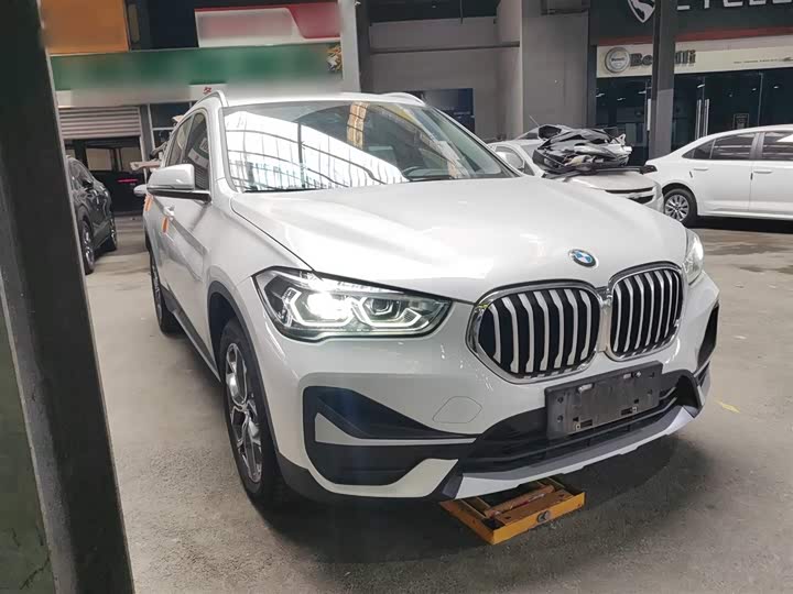 Фото 4 - BMW X1