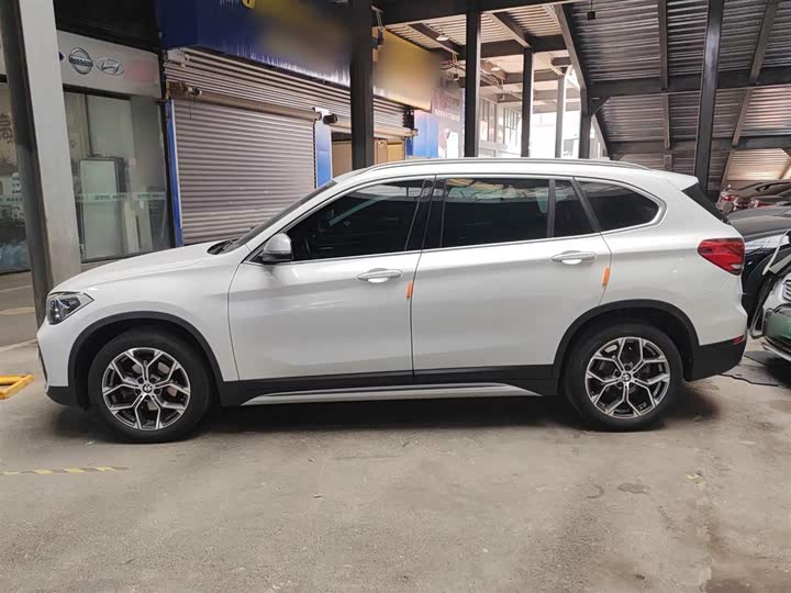 Фото 5 - BMW X1