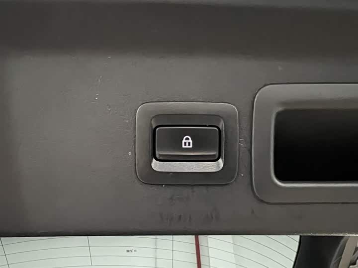 Фото 8 - Mazda CX-30