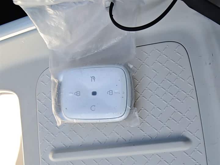 Фото 9 - BAIC Arcfox T1