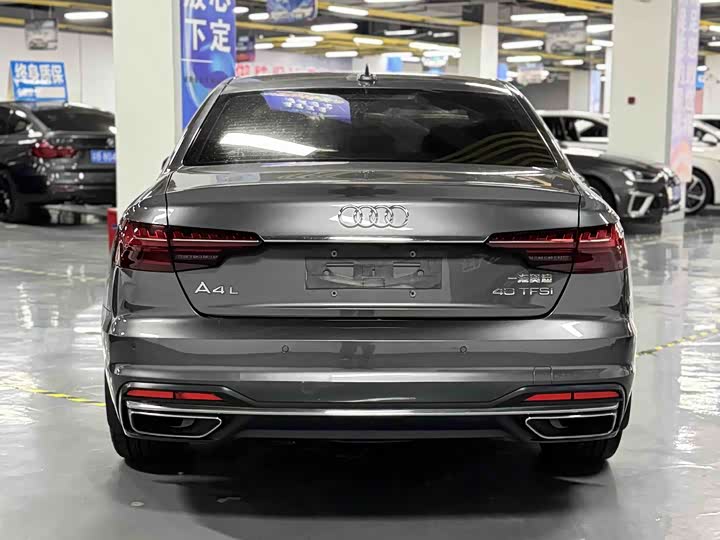 Фото 8 - Audi A4L