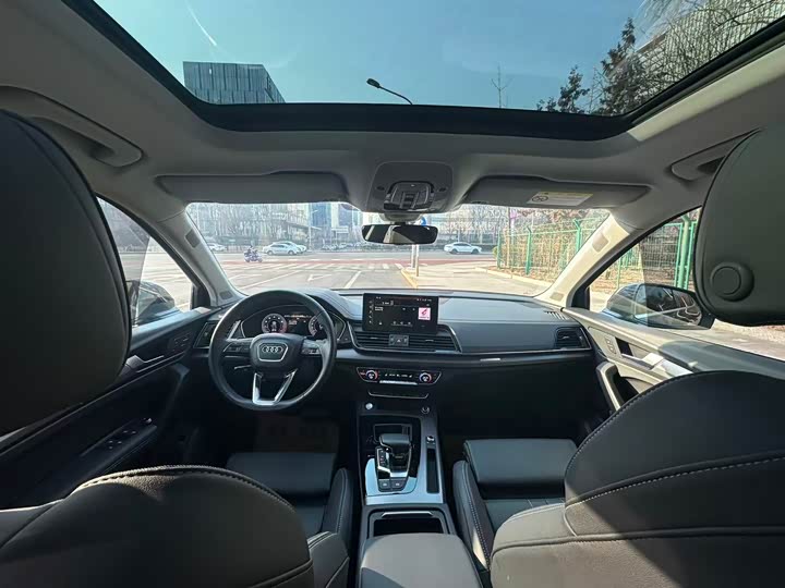 Фото 3 - Audi Q5L