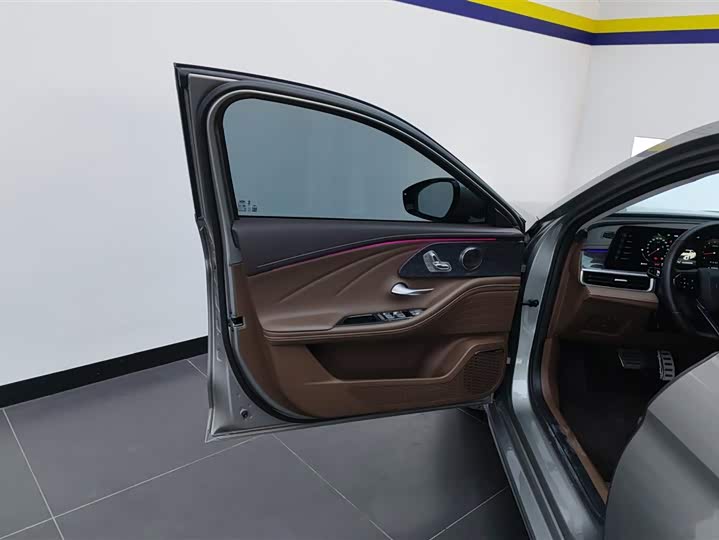 Фото 7 - Chery Arrizo 8