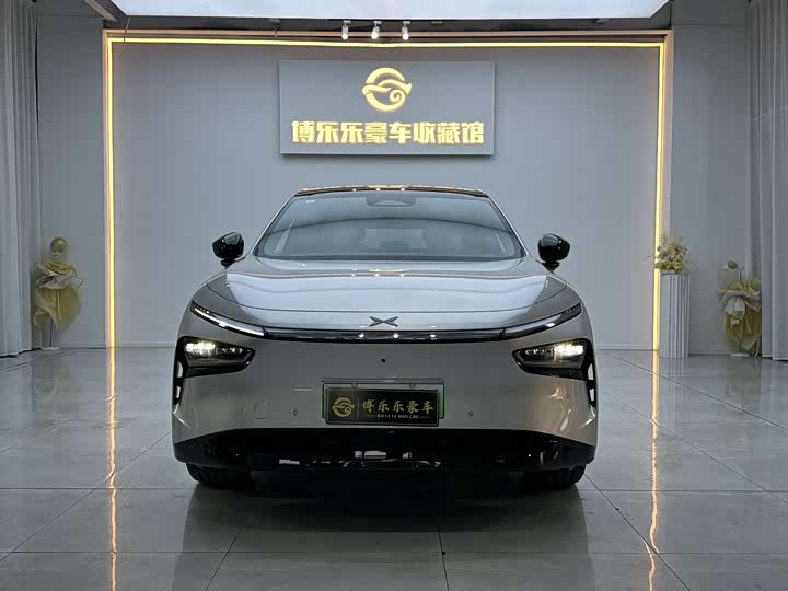 Фото 2 - XPeng G7