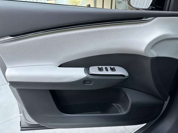 Фото 8 - XPeng G7