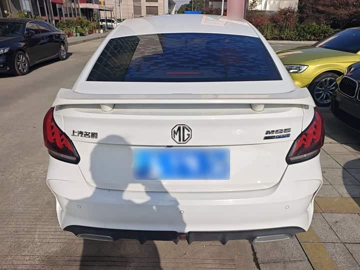 Фото 6 - MG Motor 5