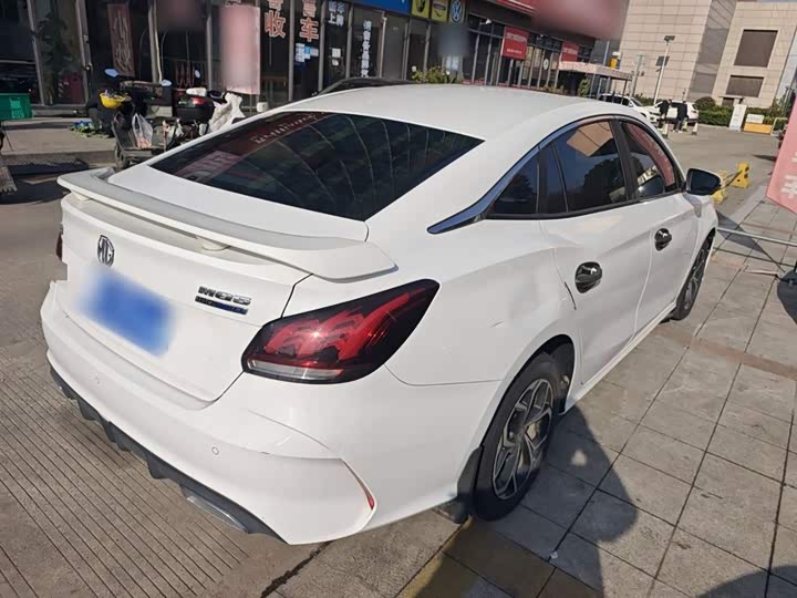 Фото 7 - MG Motor 5