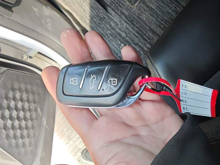 Фото 9 - MG Motor 5