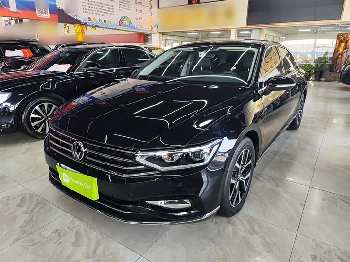 Фото 2 - Volkswagen Magotan