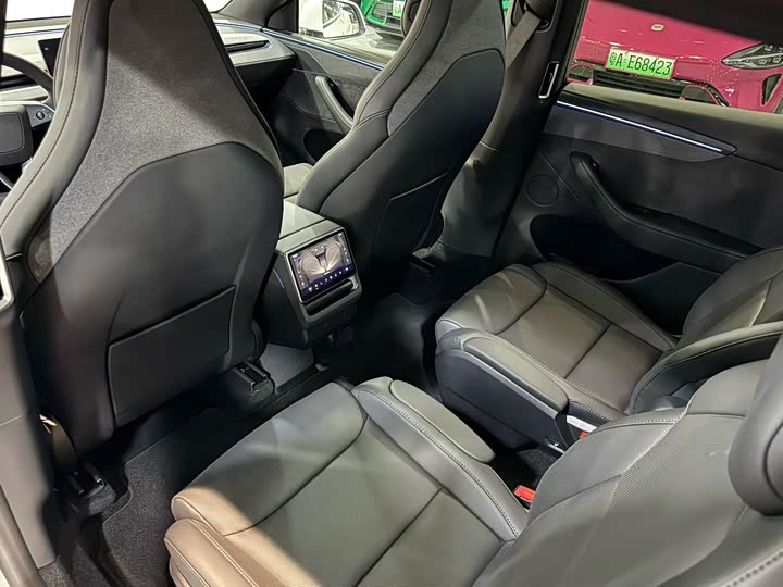 Фото 9 - Tesla Model Y