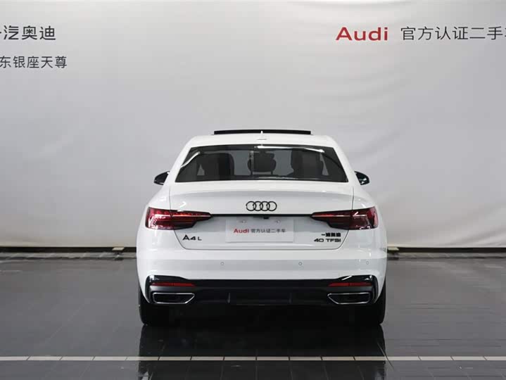 Фото 6 - Audi A4L