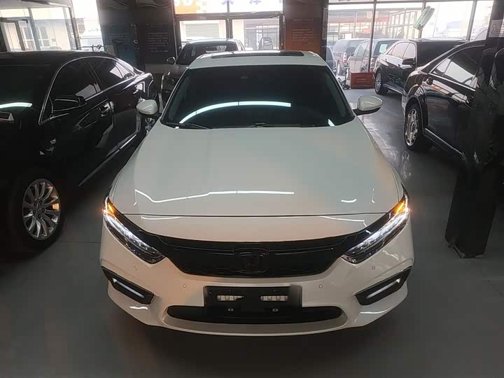 Фото 3 - Honda Inspire