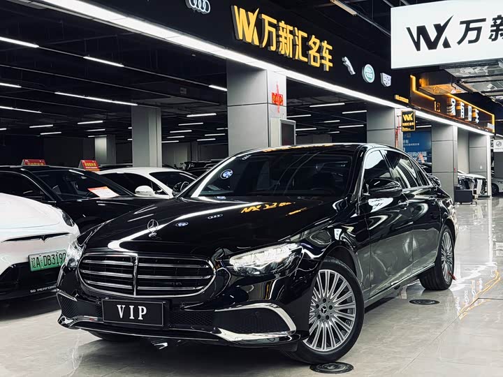 Фото 1 - Mercedes-Benz E-Class